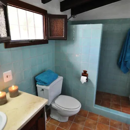 Semesterbostad Monteros *